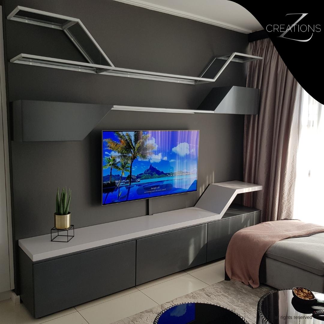 Toni TV unit