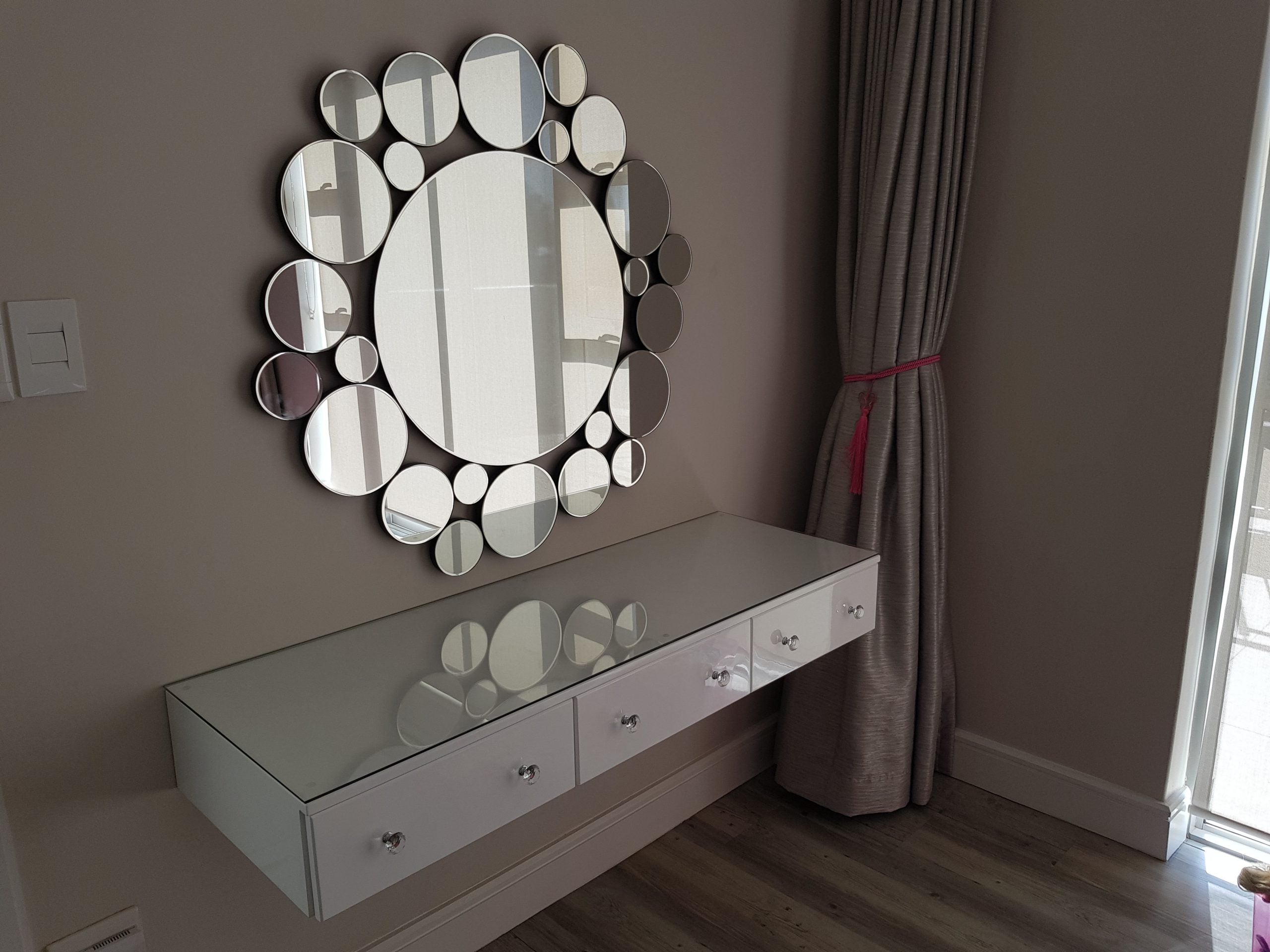Lana Floating Dresser – ZCreations